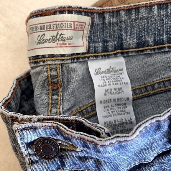 LEVI’S Classic Mid-Rise Straight Jeans 10M Excellent Condition - Picture 5 of 9